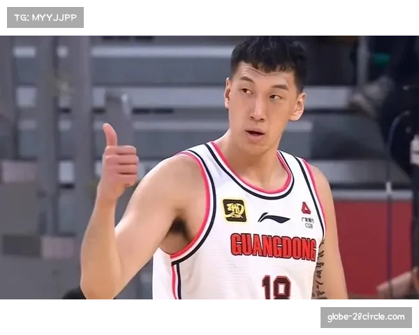 杜润旺5投4中三分展现空间价值 2.03米前锋成现代篮球模板